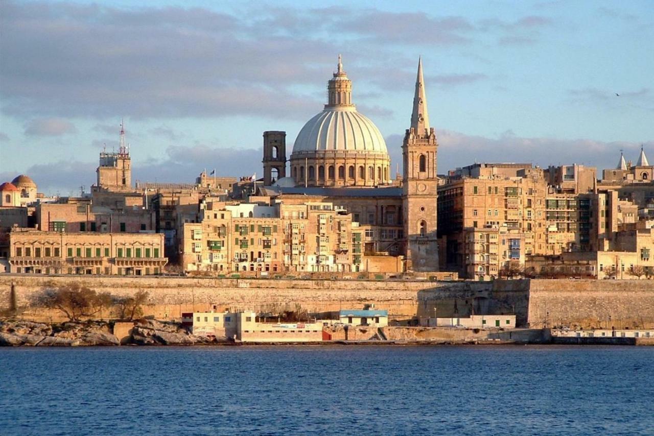 Splendid Apartment, Steps Away From The Sea Sliema Eksteriør billede