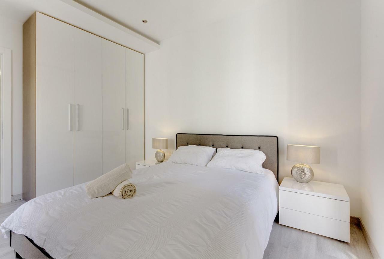 Splendid Apartment, Steps Away From The Sea Sliema Eksteriør billede